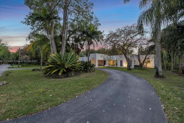 Helms Country Estates, 10720 SW 69th Ave, Pinecrest, Florida 33156, image 1