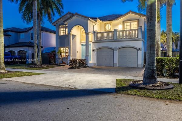 6144 SW 163rd Pl, Unincorporated Dade County, Florida 33193, image 2