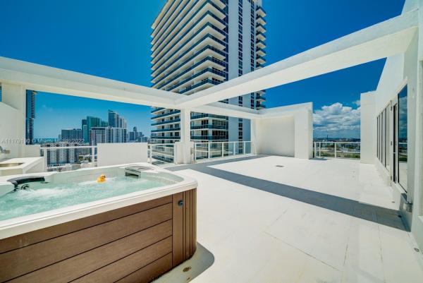 The Crimson, 601 NE 27th St #1902, Miami, Florida 33137, image 1
