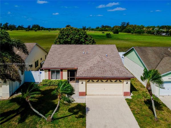 Arbor Glen, 5156 Arbor Glen Cir, Lake Worth Beach, Florida 33463, image 1
