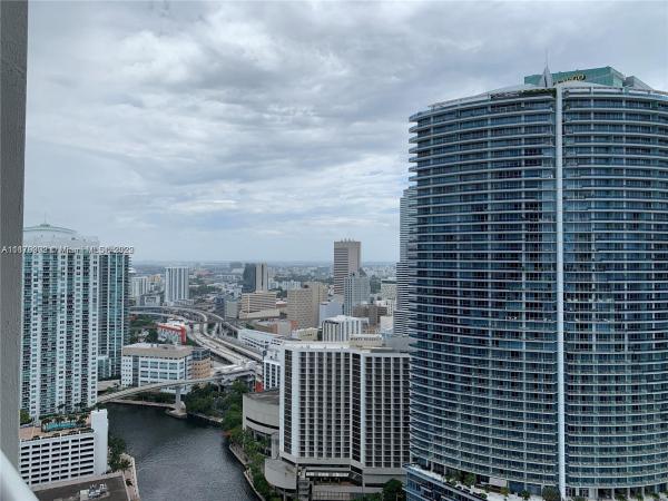 Icon Brickell Tower 1, 475 Brickell Ave #3810, Miami, Florida 33131, image 2