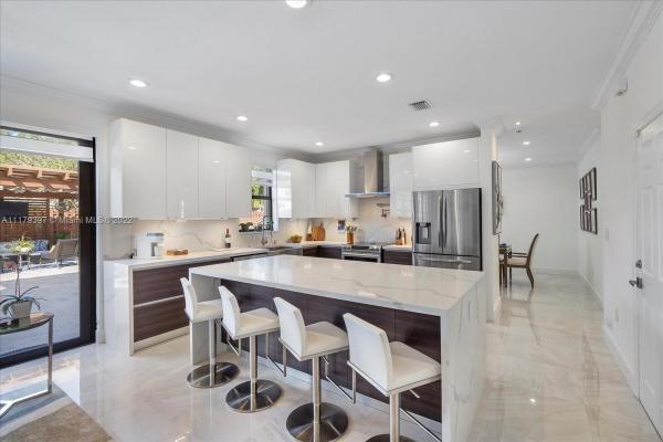 Venetian Parc, 15441 SW 176th Ln, Richmond West, Florida 33187, image 2