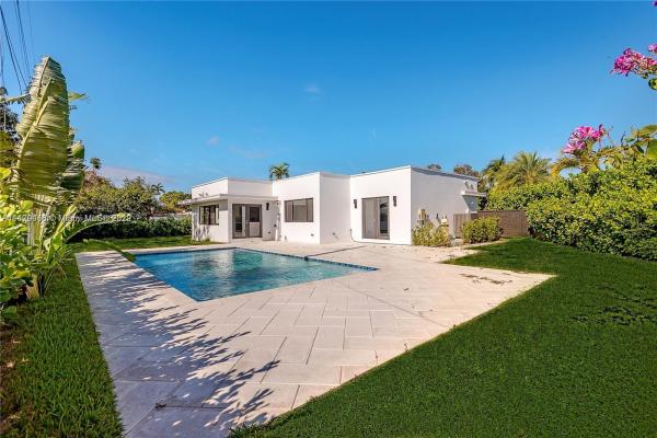 Keystone Point, 2180 Alamanda Dr, North Miami, Florida 33181, image 2