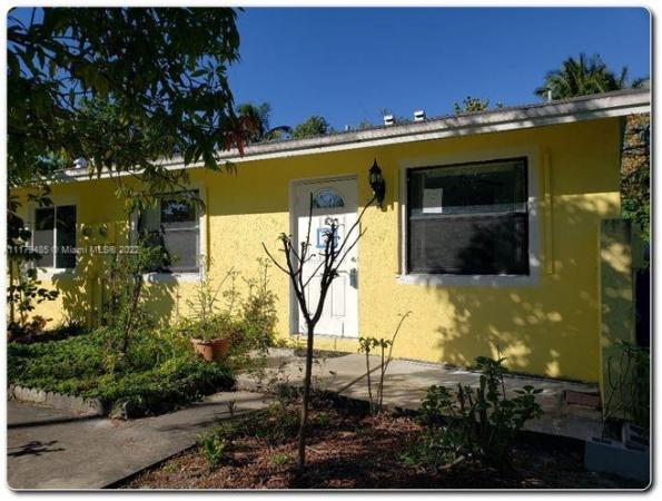 2501 Taylor St #E, Hollywood, Florida 33020, image 2