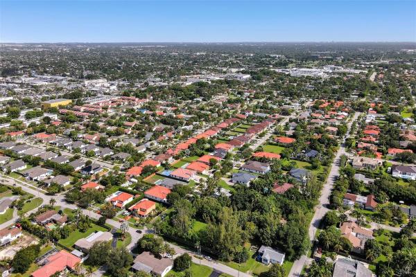 Palmetto Bay Residential, 17391 SW 92nd Ct, Palmetto Bay, Florida 33157, image 1