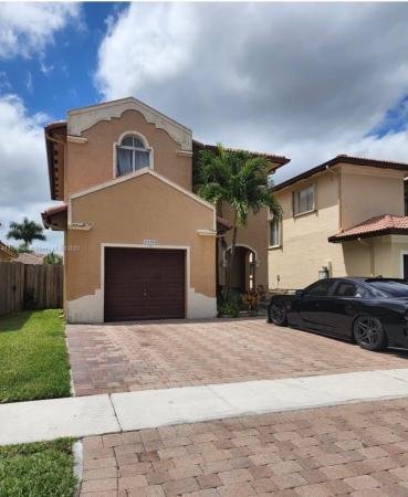 Meghans Place, 2530 NE 41 Ter #, Homestead, Florida 33033, image 1