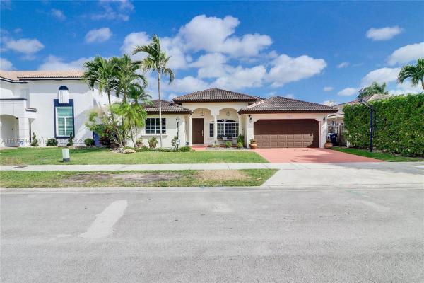 Laguna Ponds, 14269 SW 166th St, Richmond West, Florida 33177, image 2