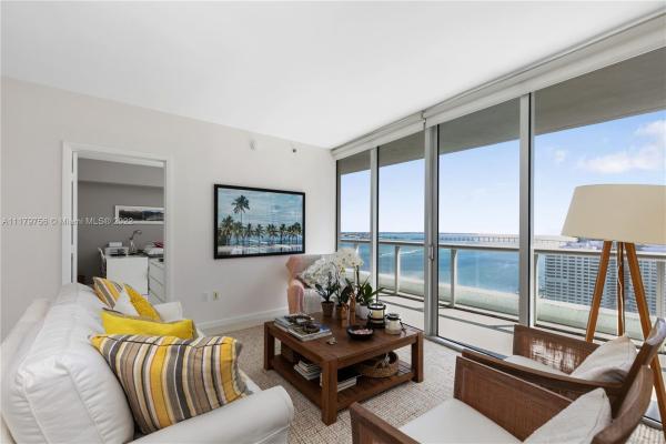 Icon Brickell Tower 2, 495 Brickell Ave #2303, Miami, Florida 33131, image 1