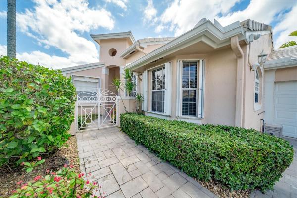 Wilshire, 15230 S Wilshire Cir S, Pembroke Pines, Florida 33027, image 1