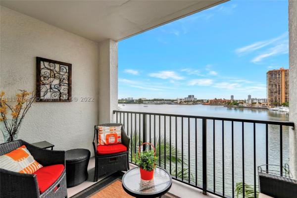 Porto Bellagio, 17150 N Bay Rd #2507, Sunny Isles Beach, Florida 33160, image 1
