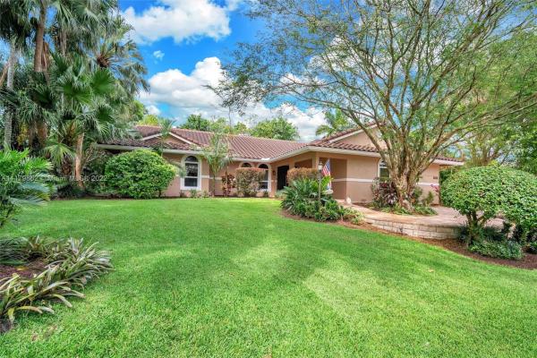 Plantation Acres, 521 E Mount Vernon Dr, Plantation, Florida 33325, image 2