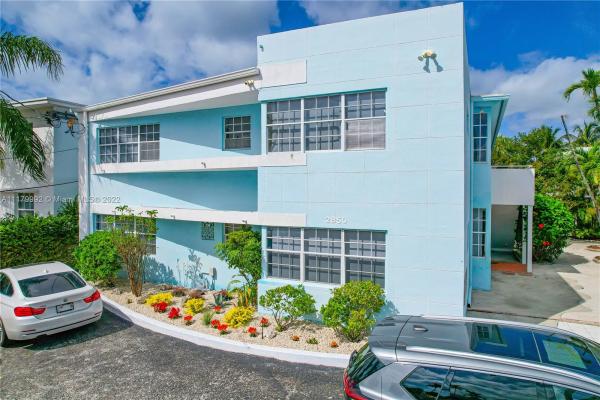 Pine Tree Residences, 2850 Pine Tree Dr #3, Miami Beach, Florida 33140, image 1