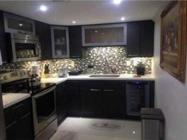 Samari Lake East, 10090 NW 80th Ct #1439, Hialeah Gardens, Florida 33016, image 2