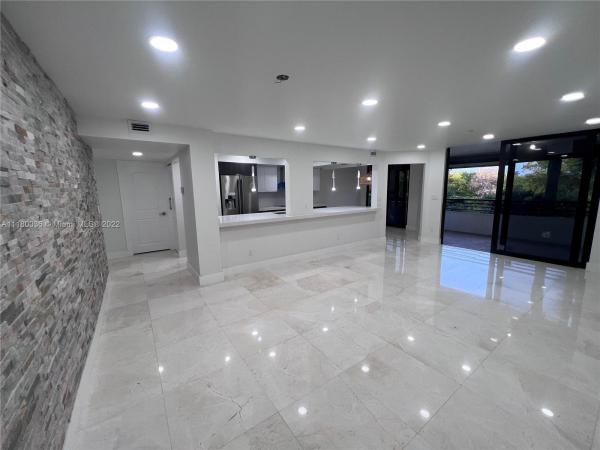 Sheridan By The Beach, 1400 Sheridan St #12J, Hollywood, Florida 33020, image 2