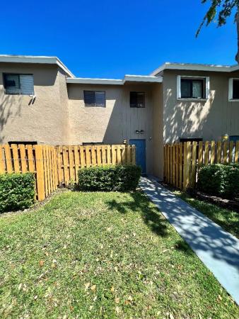 Saddle Up, 5164 S University Dr 0, Davie, Florida 33328, image 1