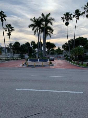 Antigua At Country Club Of Miami, 17425 NW 67th Pl #C-13, Country Club, Florida 33015, image 1