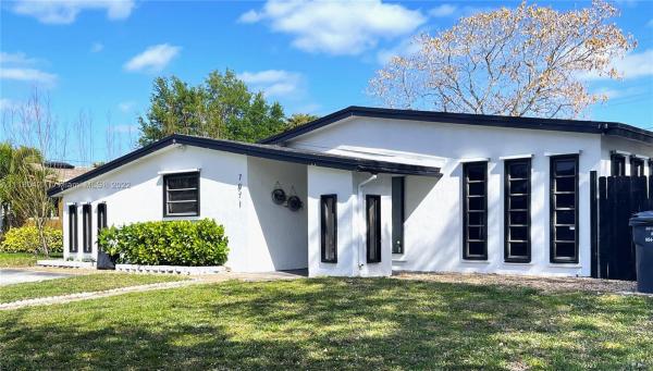 Heritage Homes, 7071 Coolidge St, Hollywood, Florida 33024, image 2