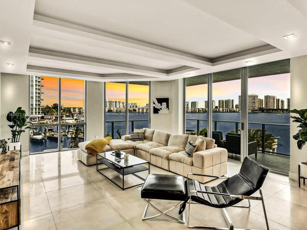 The Reserve At Marina Palms, 17111 Biscayne Blvd #309, North Miami Beach, Florida 33160, image 2