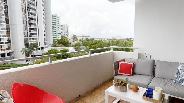 Costa Brava, 11 Island Ave #509, Miami Beach, Florida 33139, image 2