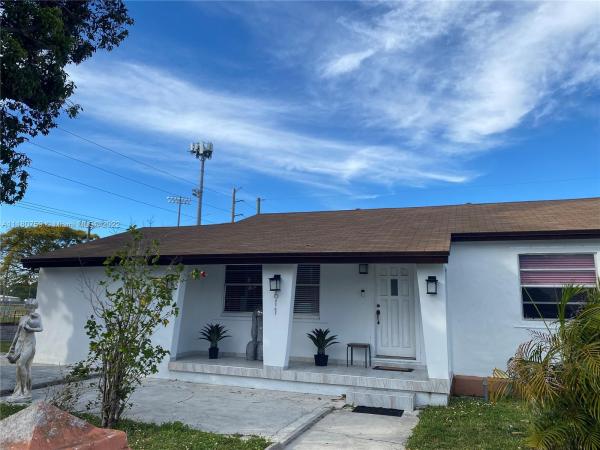 Marjohn Park, 611 E 5th St, Hialeah, Florida 33010, image 1