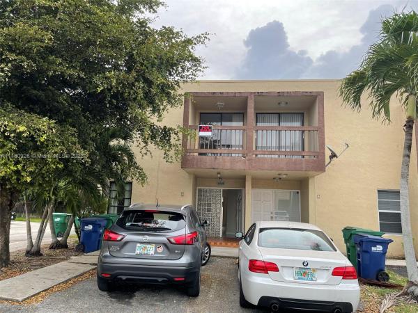 Kendale Woods, 6321 SW 138th Ct #6321-1, Kendale Lakes, Florida 33183, image 1