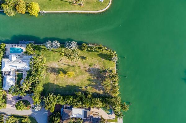 Beach View, 6455 Pinetree Drive Cir, Miami Beach, Florida 33141, image 1