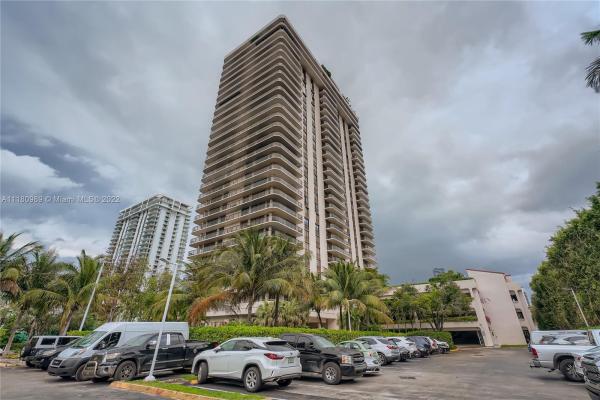 Turnberry Isle South, 19667 Turnberry Way #14F, Aventura, Florida 33180, image 1