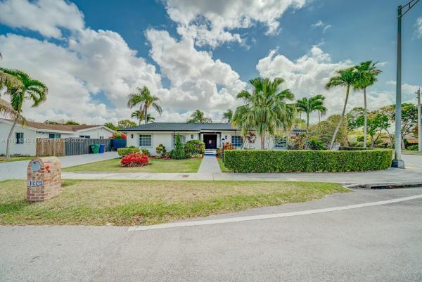 Calusa Club Estates, 10323 SW 128th Pl, The Crossings, Florida 33186, image 2