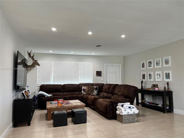 Pine Tree Manor, 9362 Dominican Dr, Cutler Bay, Florida 33189, image 2