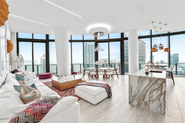Brickell Heights East, 45 SW 9th St #4903, Miami, Florida 33130, image 1