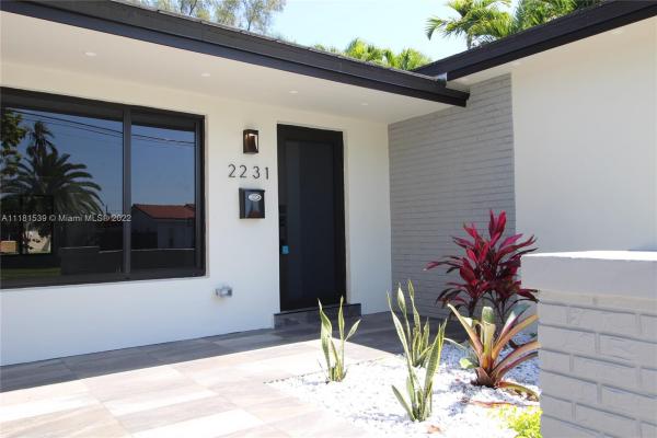 Westbrooke Gardens, 2231 SW 98th Ct, University Park, Florida 33165, image 2