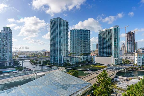 Reach Brickell City Centre, 68 SE 6th St #1106, Miami, Florida 33131, image 2