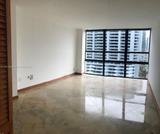 Charter Club, 600 NE 36 #1417, Miami, Florida 33137, image 2