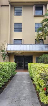 Nob Hill West, 10431 N Kendall Dr #D209, Kendall, Florida 33176, image 2