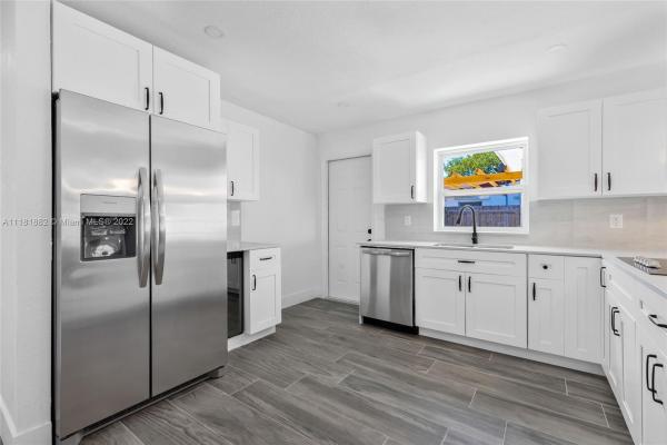 Palm Lane Villa, 6661 Freedom St, Hollywood, Florida 33024, image 1
