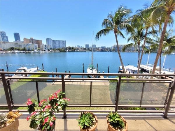 2300 Diana, 2300 Diana Dr #301, Hallandale Beach, Florida 33009, image 1