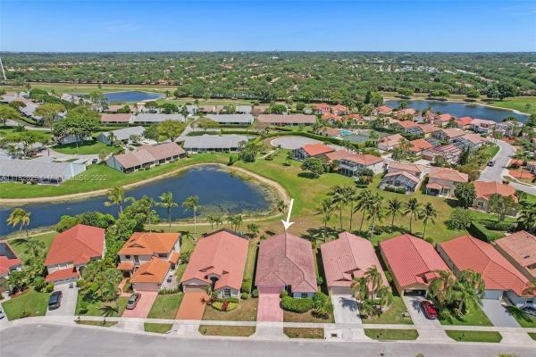 Starlight Cove, 12380 Boneventure Dr, Boynton Beach, Florida 33437, image 2
