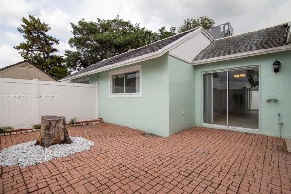 Greenhouse Of Boca, 9302 SW 5th St #B, Boca Raton, Florida 33428, image 1