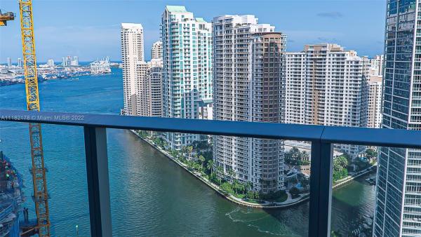 Epic Hotel & Residences, 200 Biscayne Boulevard Way #3207, Miami, Florida 33131, image 1