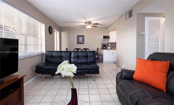 Warrenton House, 2145 Pierce St #210, Hollywood, Florida 33020, image 1