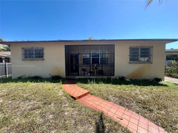 Poincianna Manor, 750 NE 146th St, North Miami, Florida 33161, image 1