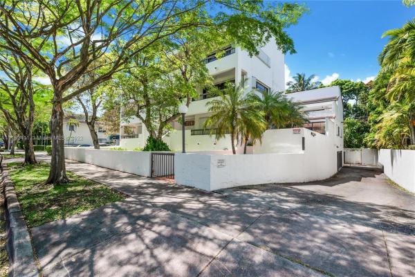 1520 Salzedo, 1520 Salzedo St #D, Coral Gables, Florida 33134, image 1
