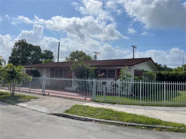 Tamiami Highlands, 5598 SW 7th St, Miami, Florida 33134, image 1