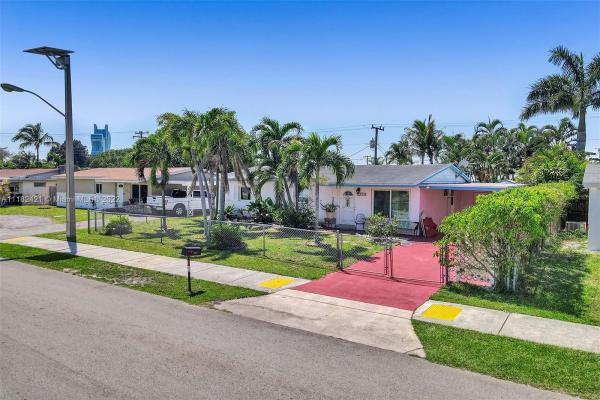 Playland Isles, 4917 SW 43rd Ter, Dania Beach, Florida 33314, image 1