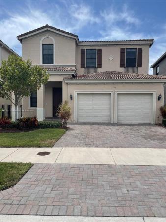 Champion Lakes, 766 NE 191st St, Ives Estates, Florida 33179, image 2