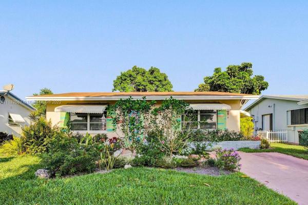 Mainlands Of Tamarac Lakes, 4802 NW 44th Ave, Lauderdale Lakes, Florida 33319, image 1
