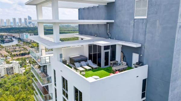 The Harbour South Tower, 16385 Biscayne Blvd 3215 #3215 LPH 15, North Miami Beach, Florida 33160, image 1