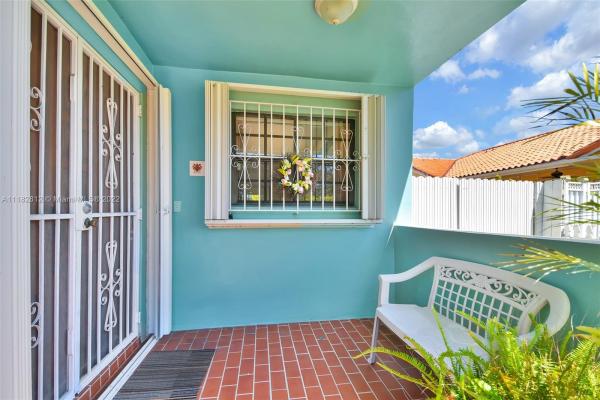 1183 SW 139th Pl, Unincorporated Dade County, Florida 33184, image 2