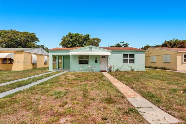 Pinehurst, 705 SW 20th St, Fort Lauderdale, Florida 33315, image 1