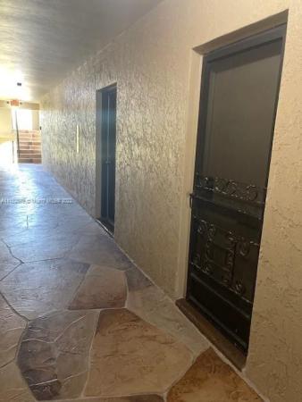 The Falls Of Inverrary, 6061 N Falls Cir Dr #307, Fort Lauderdale, Florida 33319, image 1